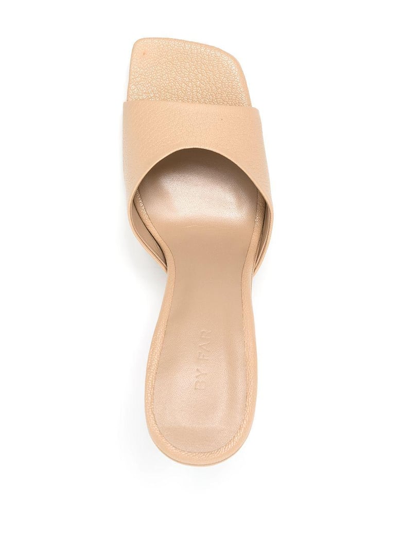 mora sand grained leather by Selfnex