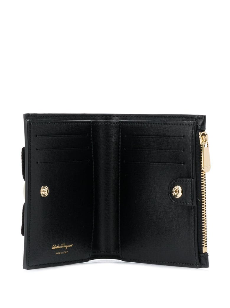vara bow compact wallet by Selfnex