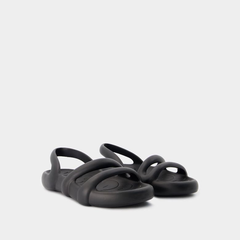 kobarah flat negro sandals by Selfnex