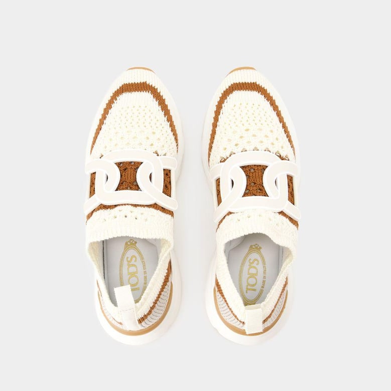 sport run sneakers by Selfnex