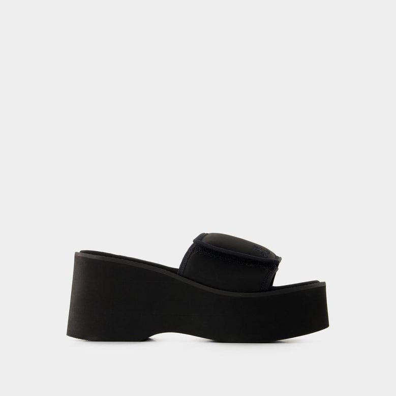 scuba wave sandals by Selfnex