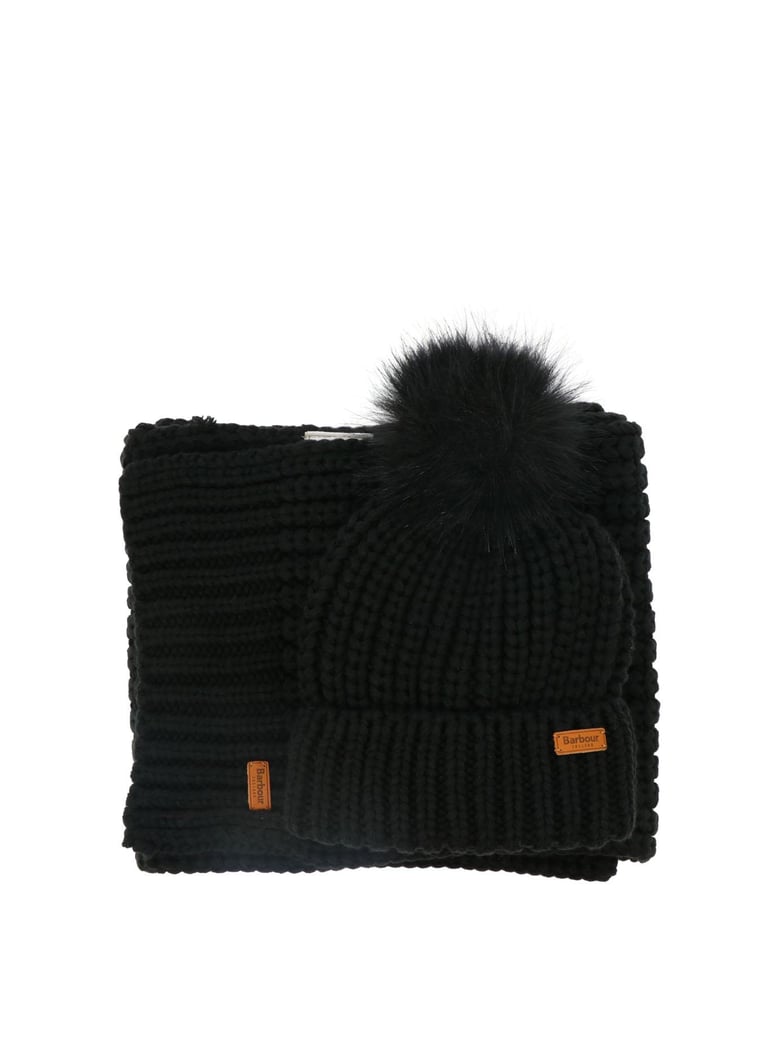 saltburn beanie and scarf set by Selfnex