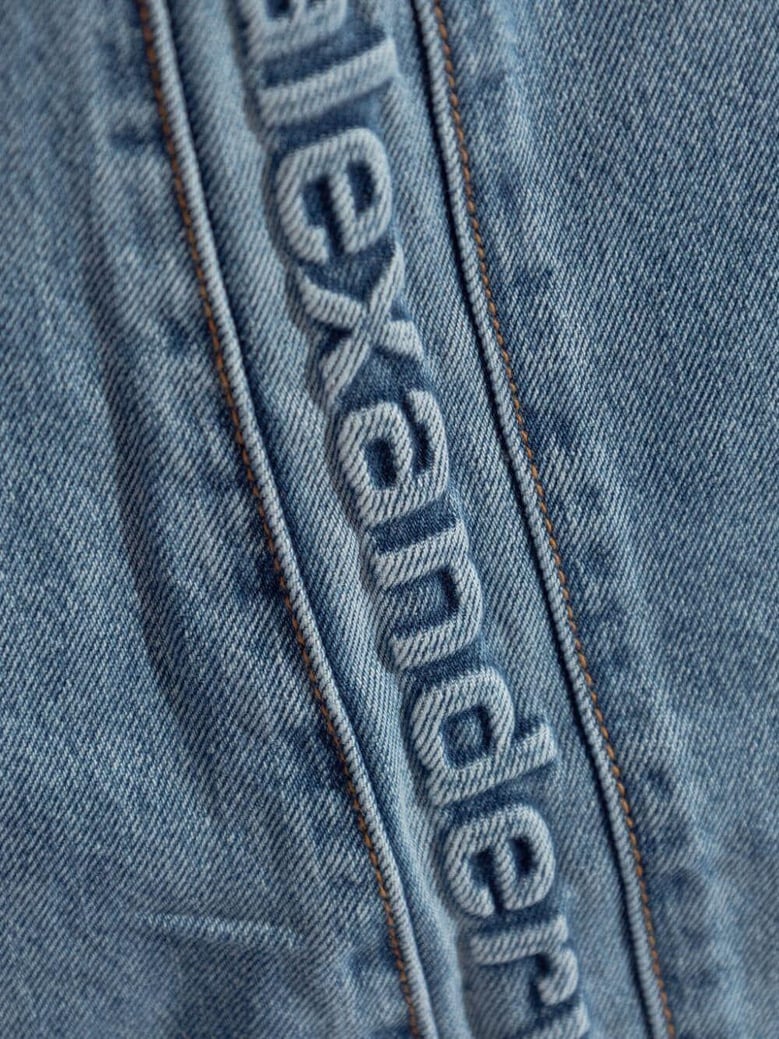 balloon jogger with logo by Selfnex