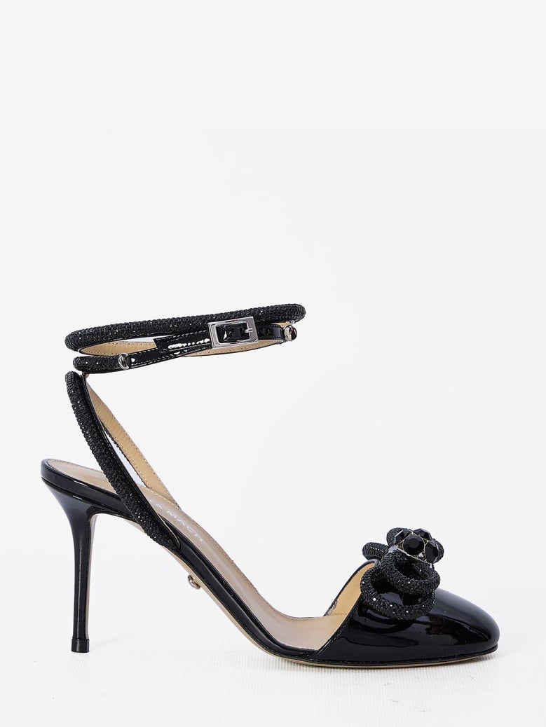 double bow closed toe sandals by Selfnex