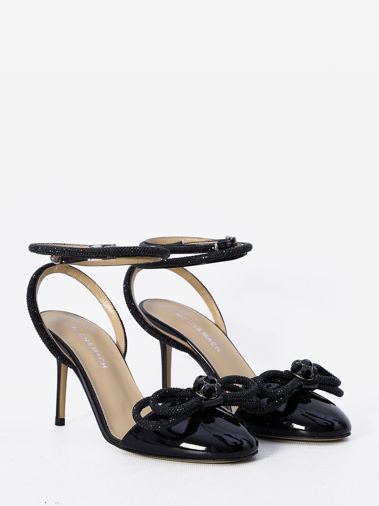 double bow closed toe sandals by Selfnex