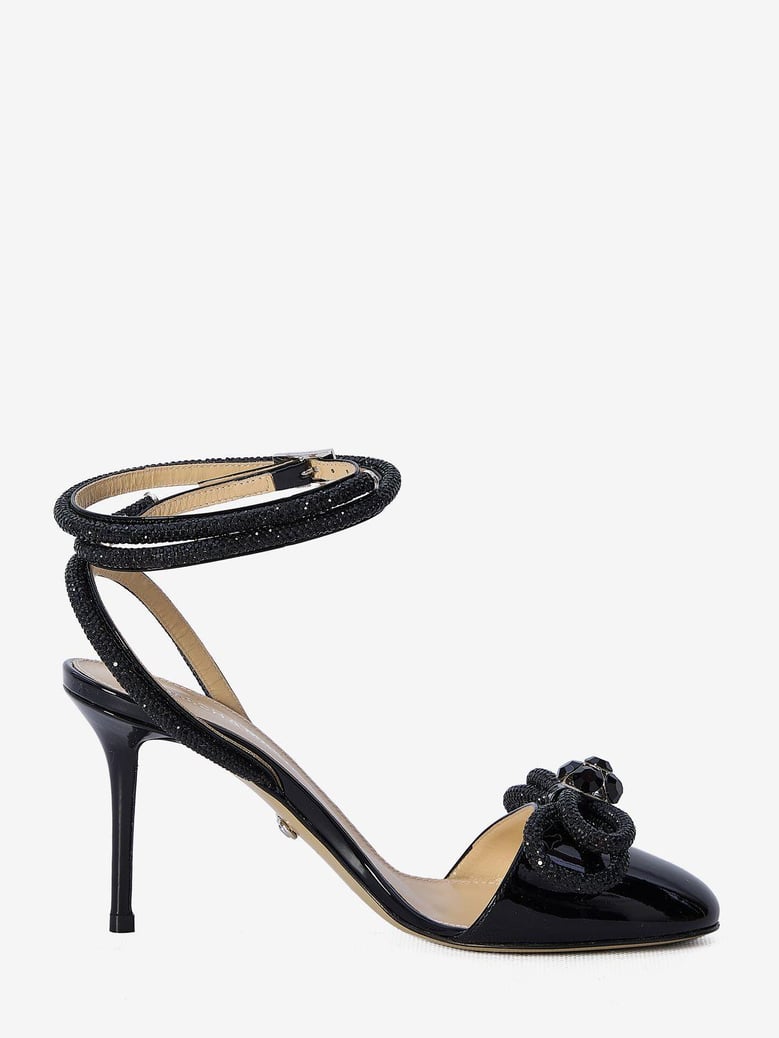 double bow closed toe sandals by Selfnex