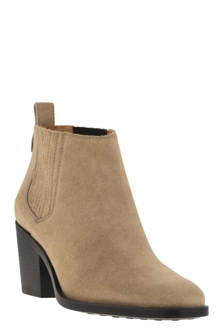 suede boot by Selfnex