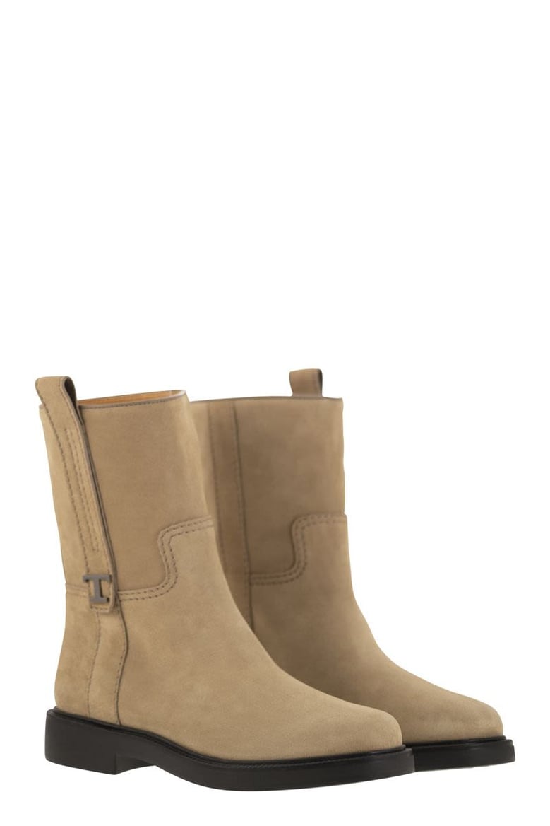suede ankle boot by Selfnex