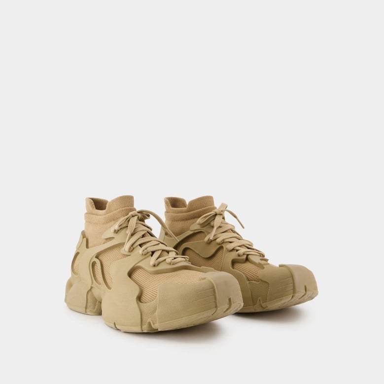 tossu sneakers by Selfnex