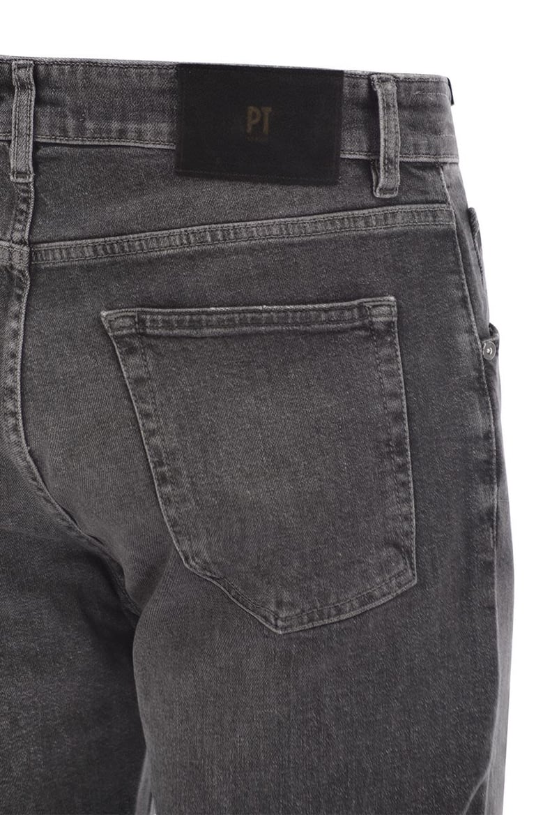 rebel- straight-leg jeans by Selfnex