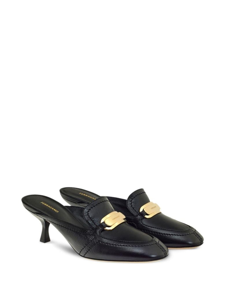 crocodile-effect black leather flats by Selfnex