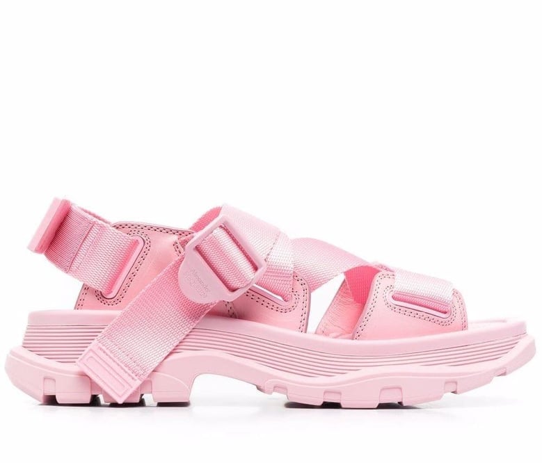tread sandals by Selfnex