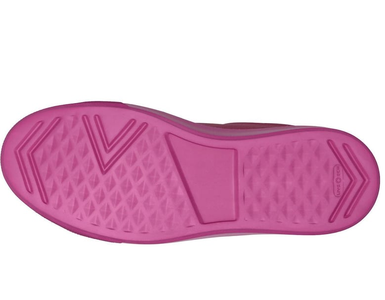 limited edition lo-top sneakers by Selfnex