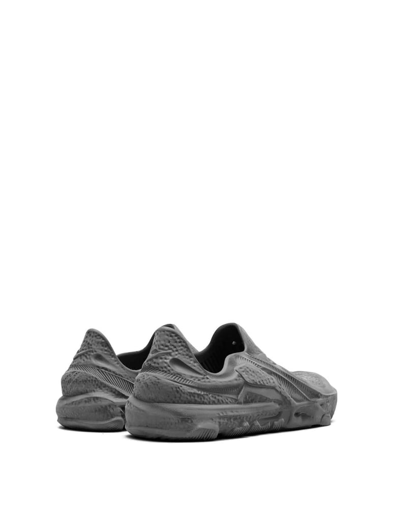 ispa universal sneakers by Selfnex
