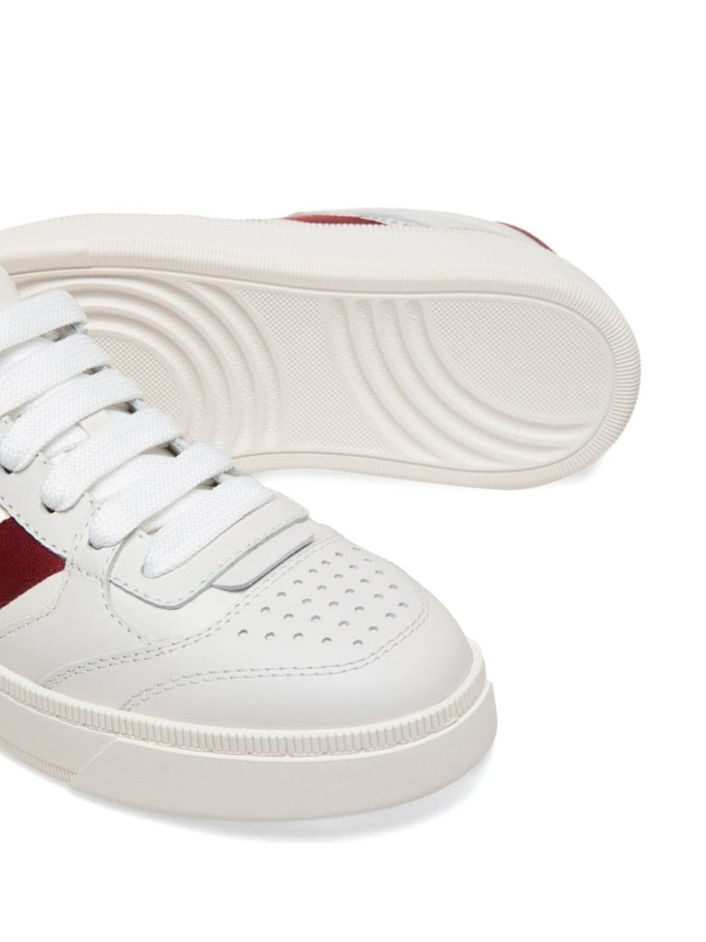 rebby sneaker by Selfnex