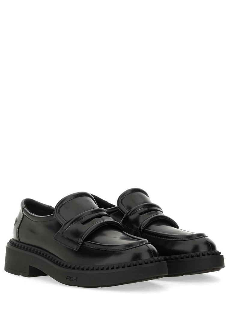 moccasin miracle by Selfnex