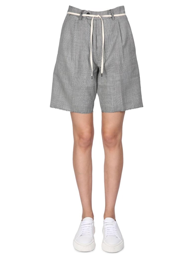 stretch flannel bermuda shorts by Selfnex