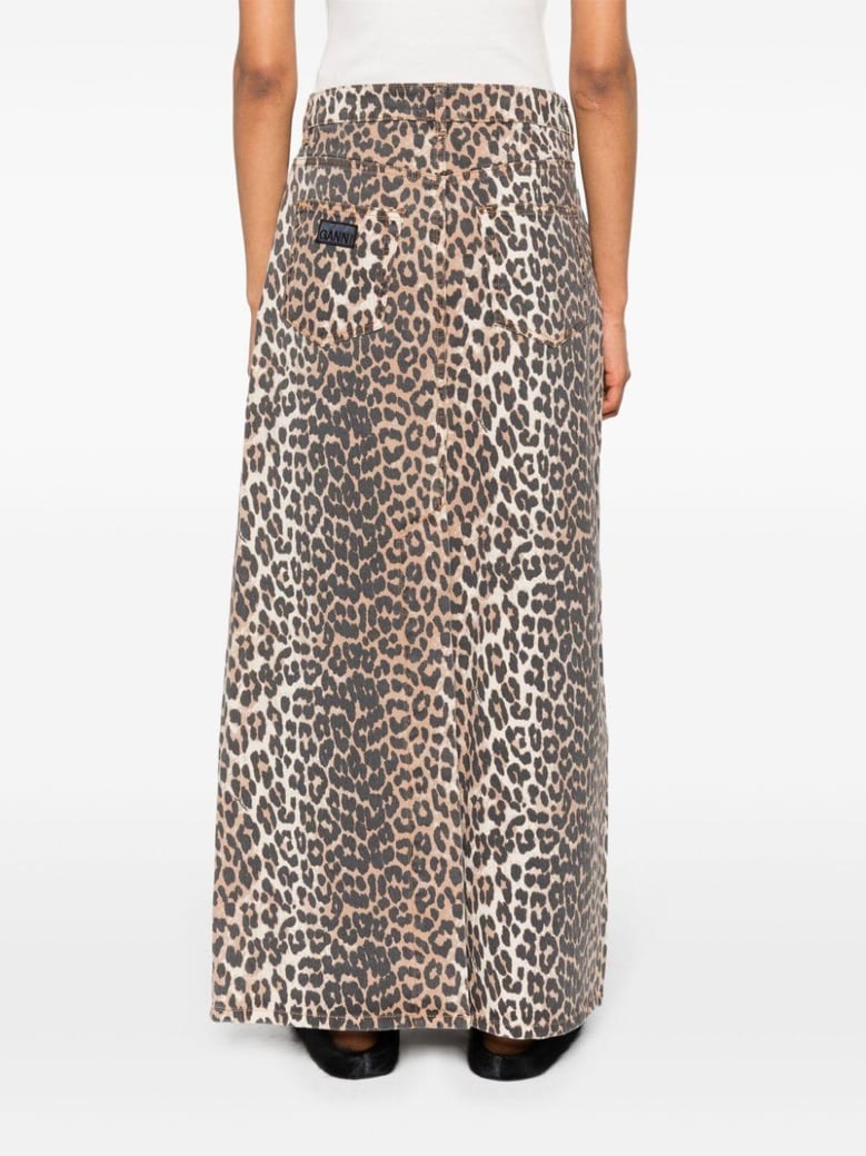 skirt with maxi slit by Selfnex