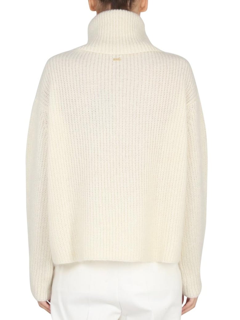 turtleneck jersey by Selfnex