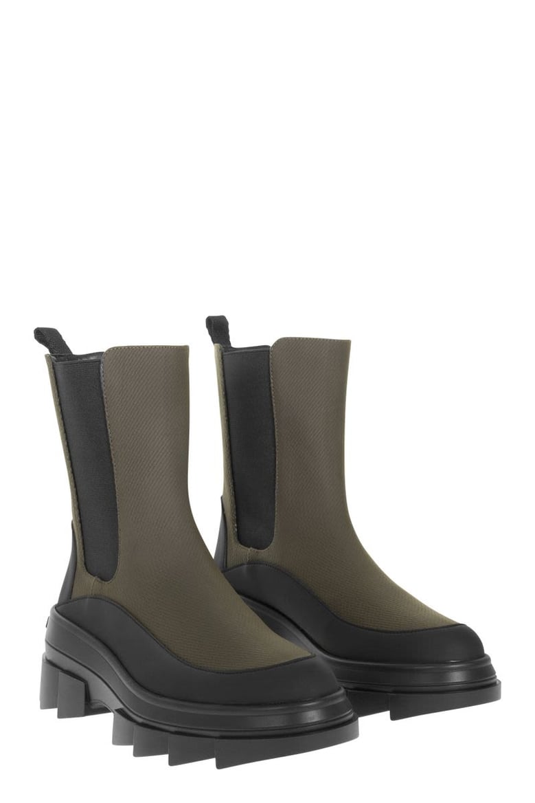 megalift chelsea boot by Selfnex