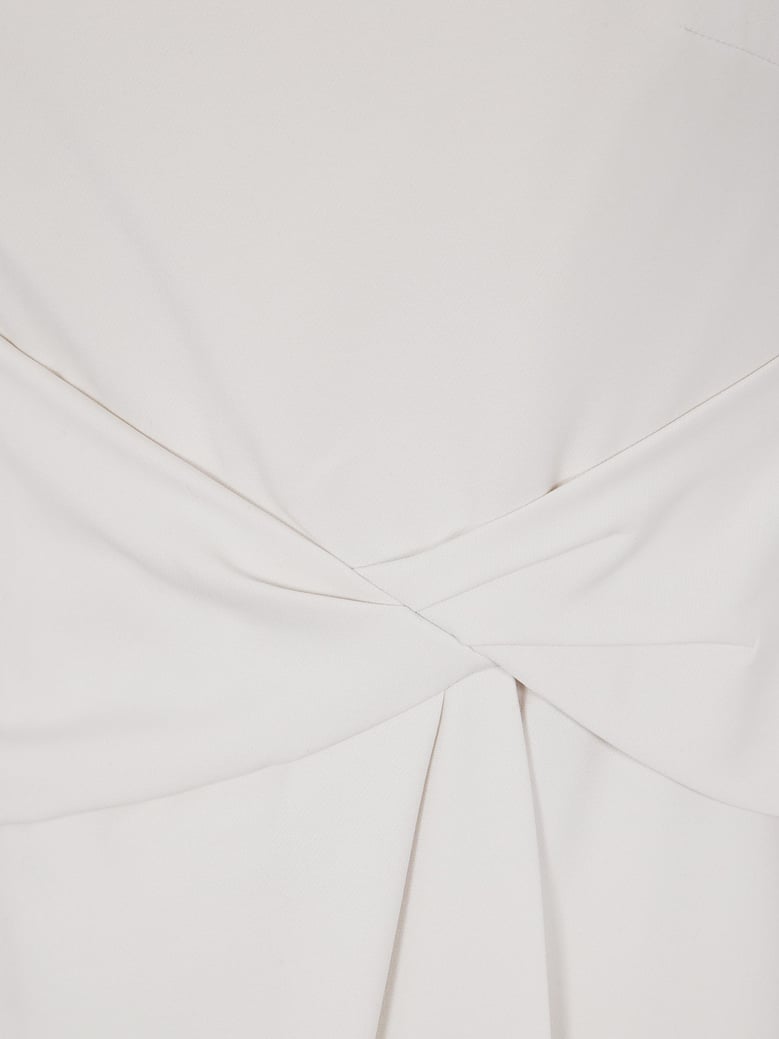 saran short sleeves gown by Selfnex