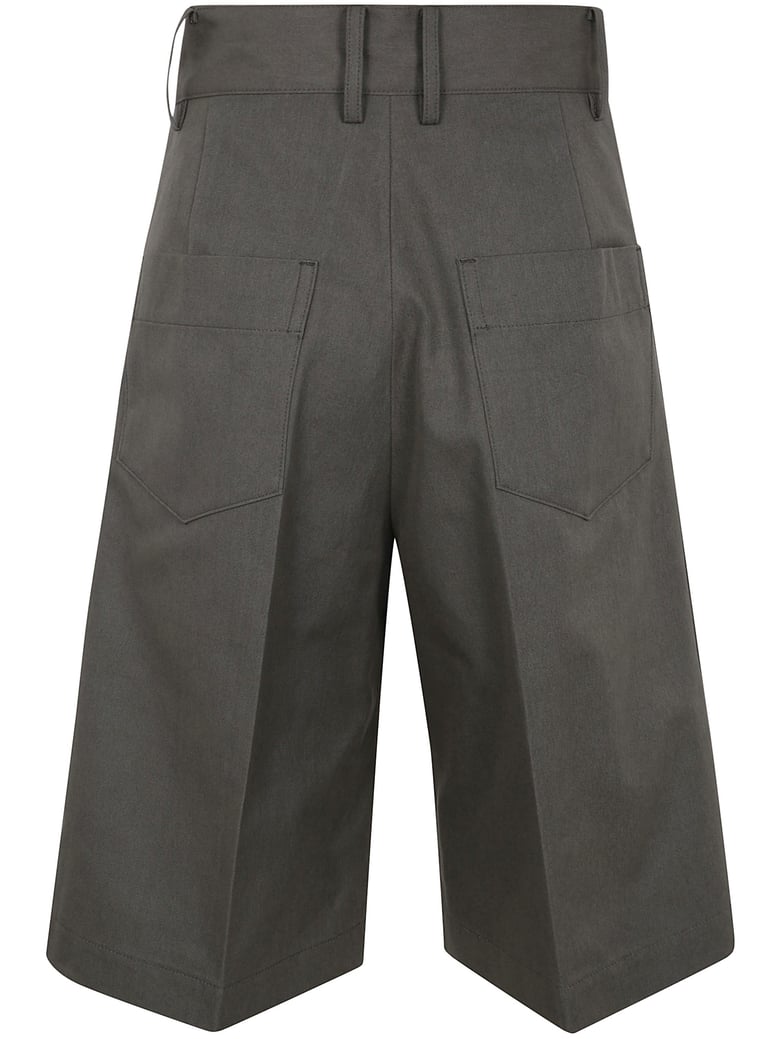 r-4tuck short pants by Selfnex