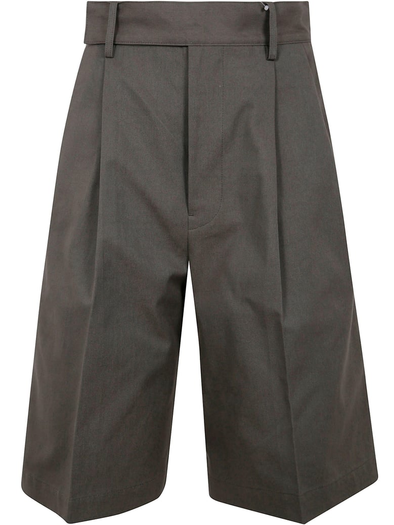 r-4tuck short pants by Selfnex