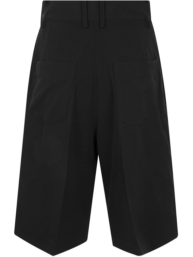 r-4tuck short pants by Selfnex