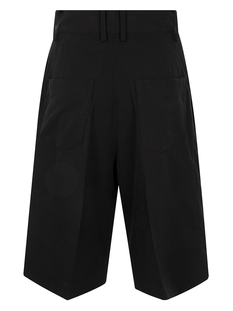 r-4tuck short pants by Selfnex