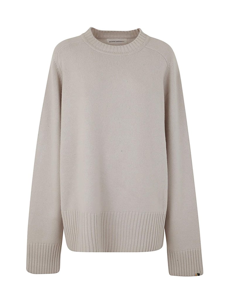 n236 mama roundneck oversized pullover by Selfnex