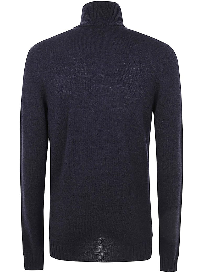 turtle neck cashmere sweater by Selfnex