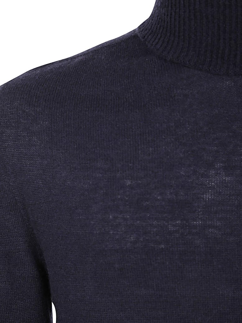 turtle neck cashmere sweater by Selfnex
