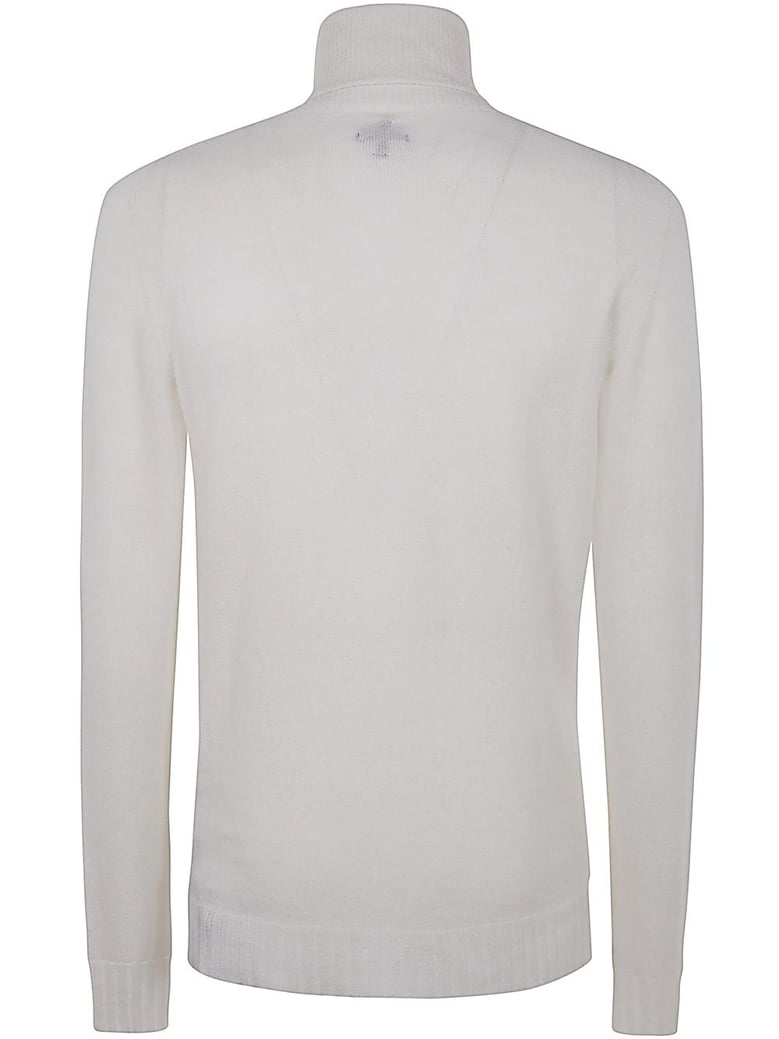 turtle neck cashmere sweater by Selfnex