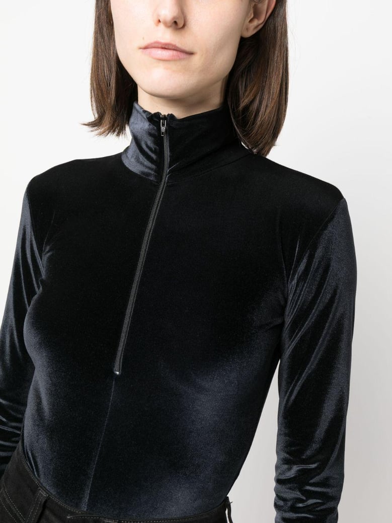 velvet zip body by Selfnex