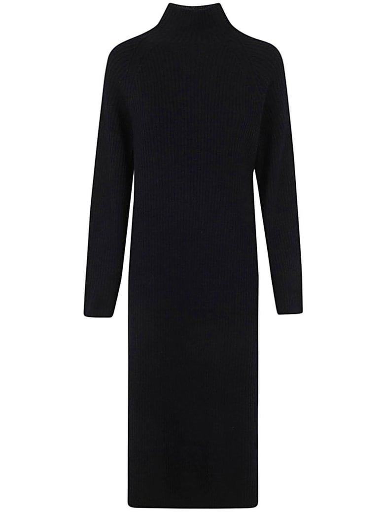 robe prisca by Selfnex