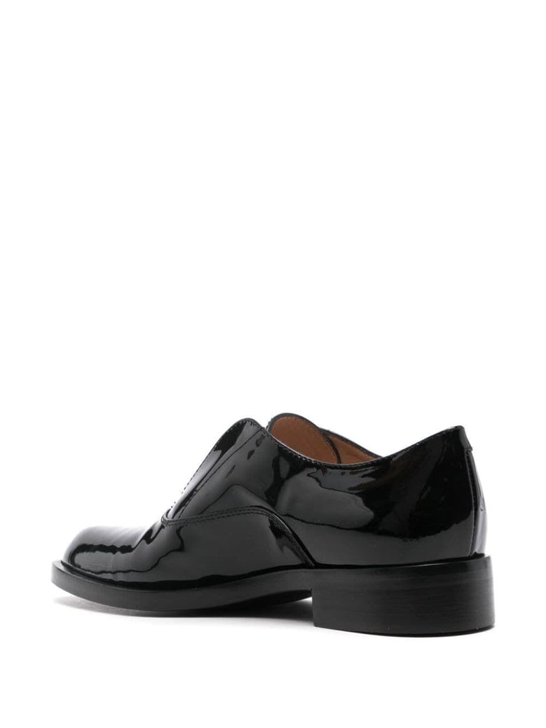 baxeter lace-up patent leather by Selfnex