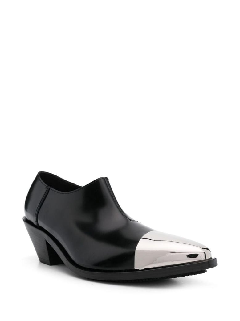 ladies` shoes by Selfnex