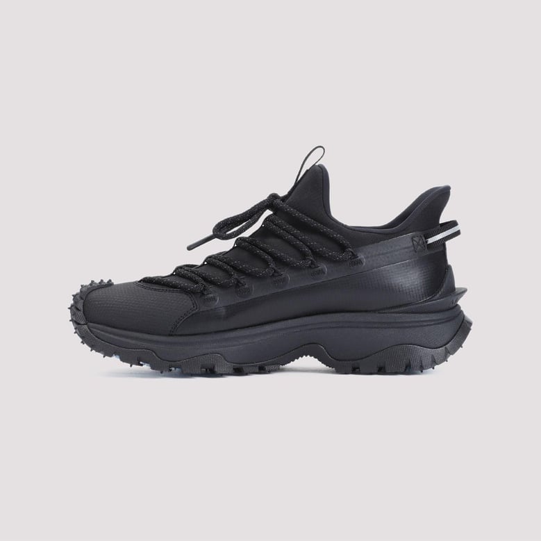trailgrip lite 2 low-top sneakers by Selfnex
