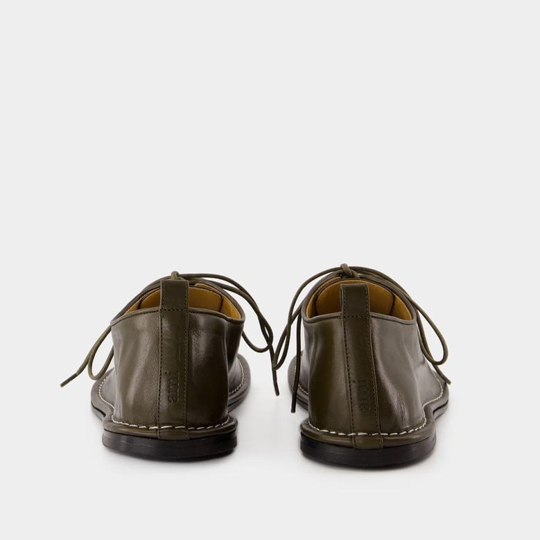one cut shoes flat shoes by Selfnex
