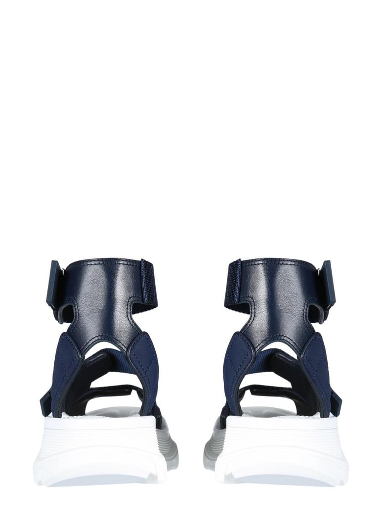 tread sandals by Selfnex