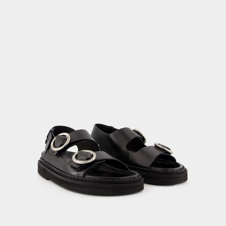 fussbet sandals by Selfnex
