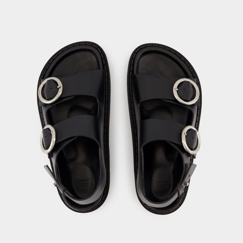 fussbet sandals by Selfnex