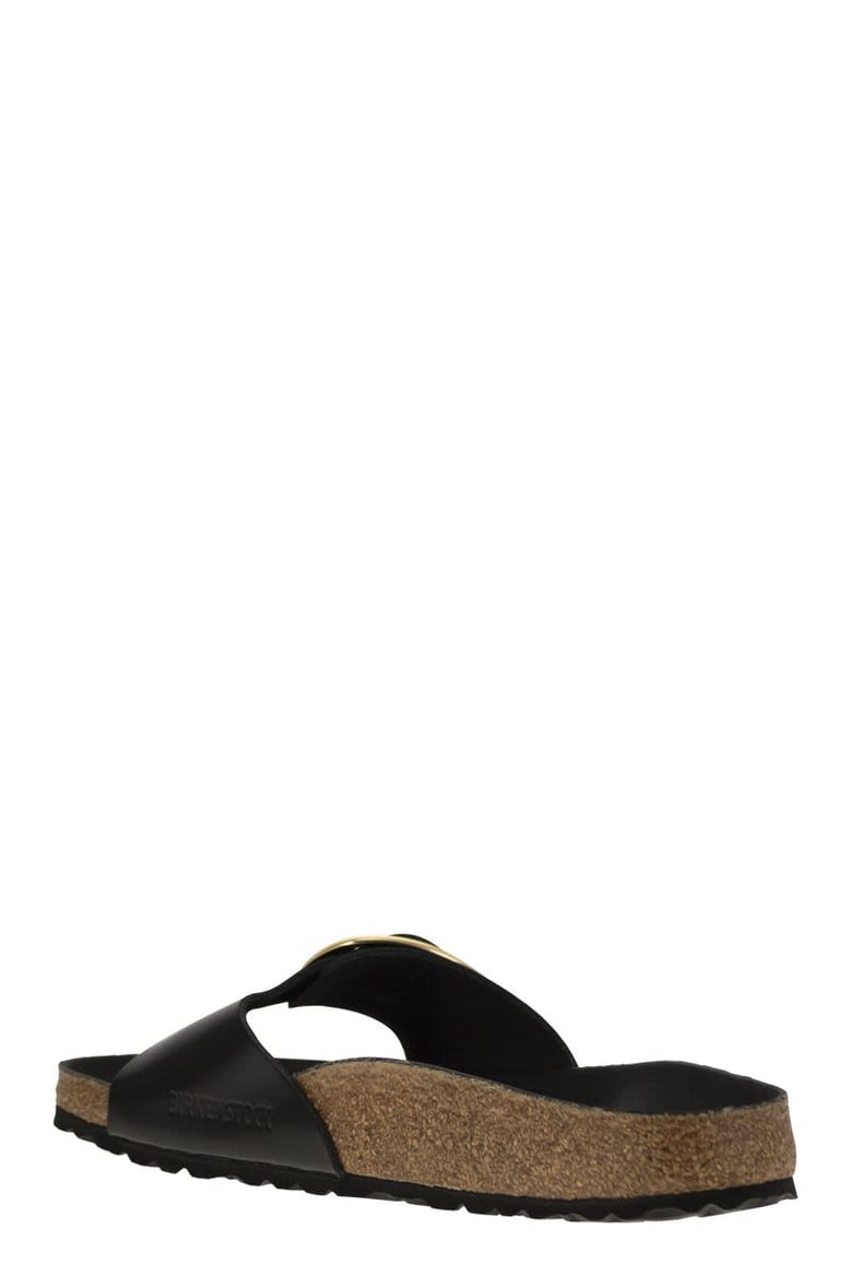 madrid big buckle - flat sandal by Selfnex