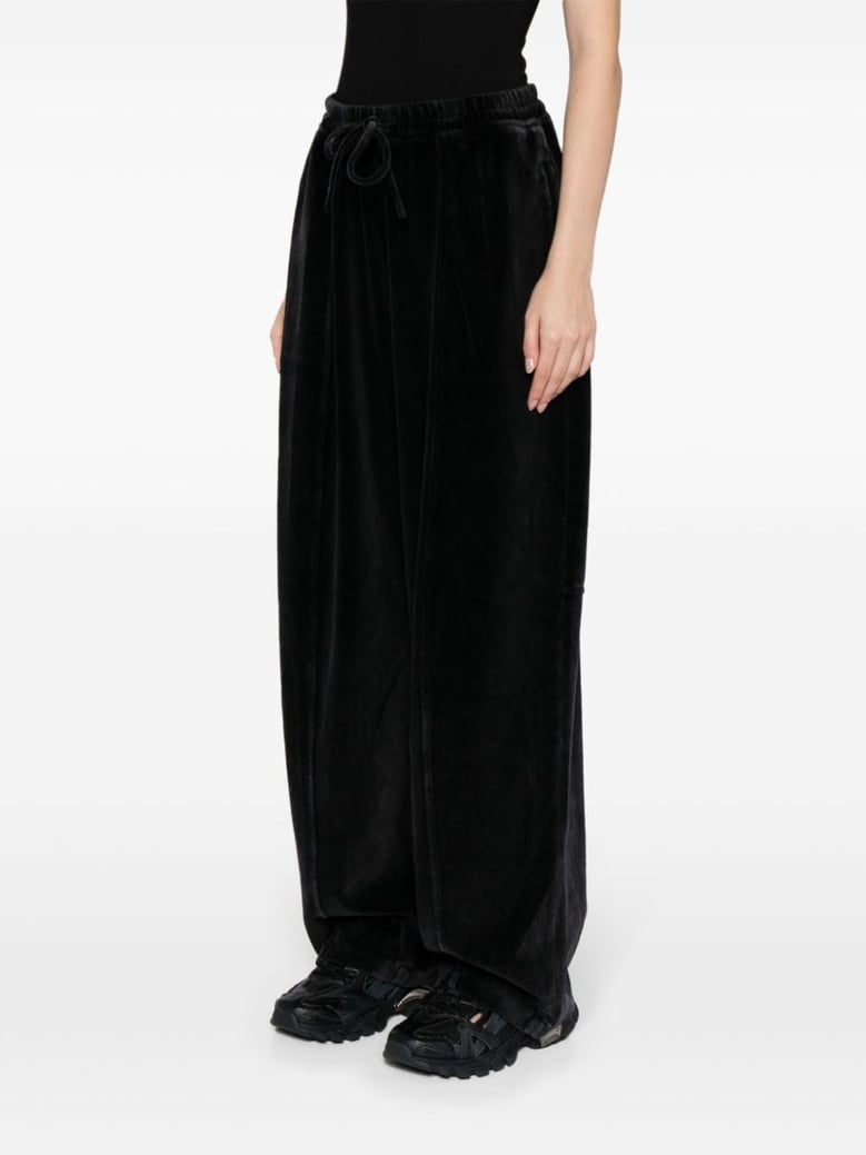 jogging pants by Selfnex