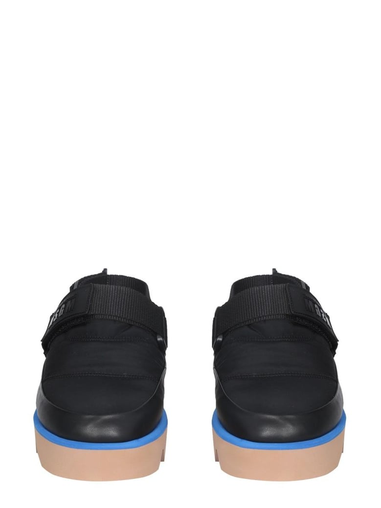 puffed sandals by Selfnex