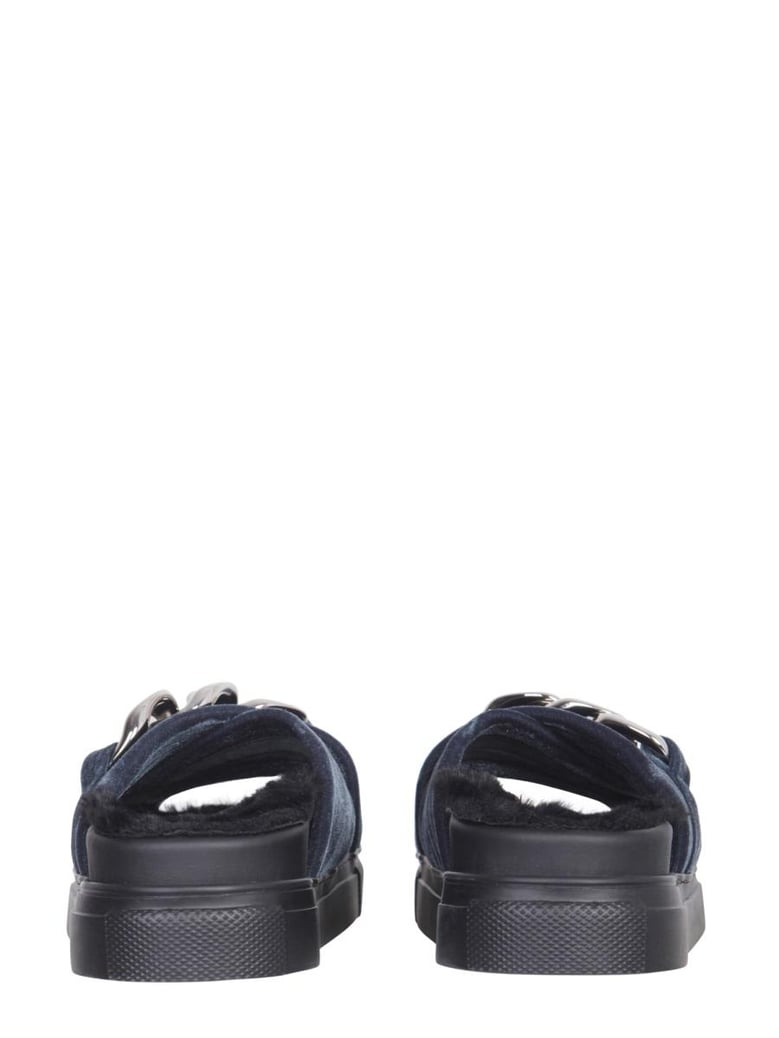 sandals with oversized chain by Selfnex