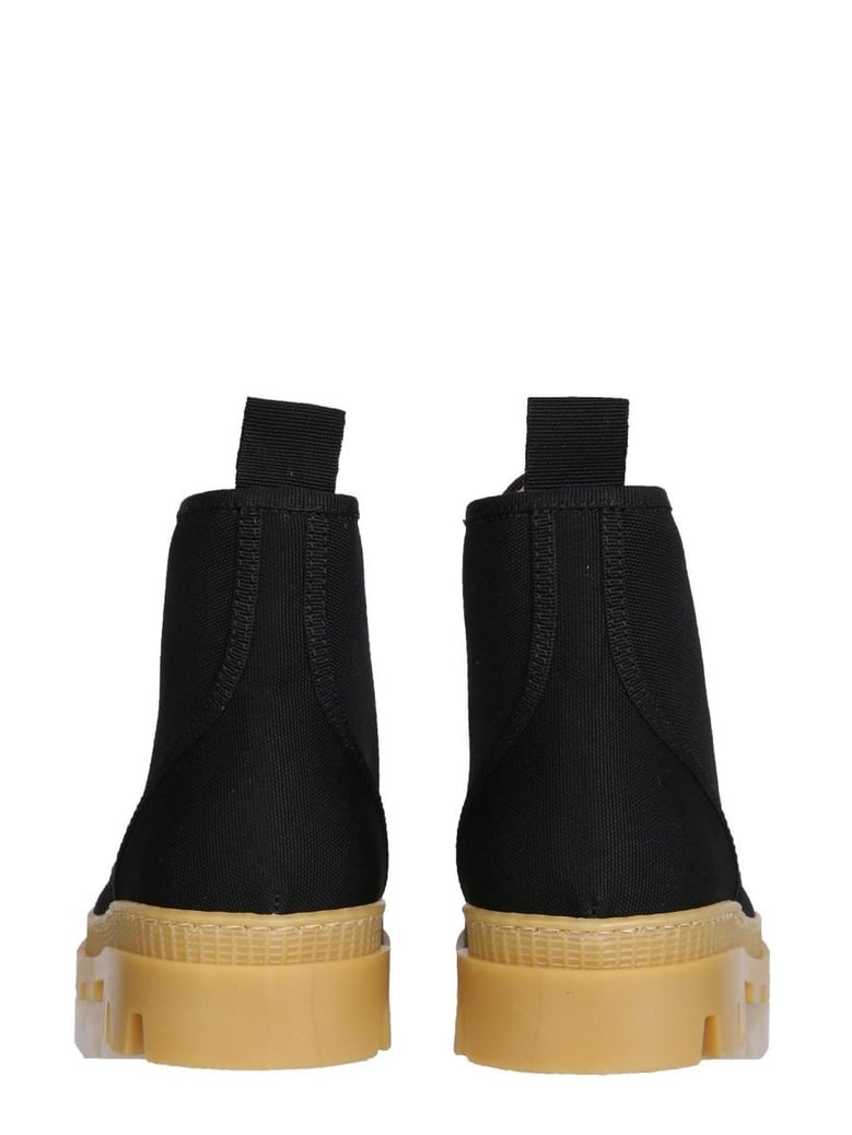 hiking boot by Selfnex