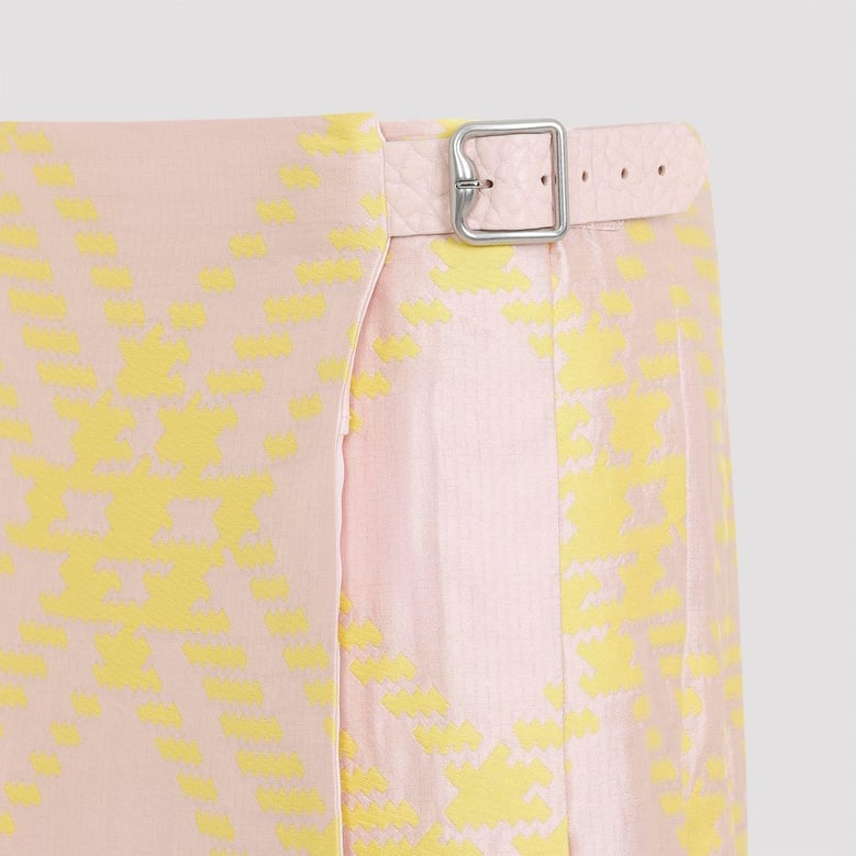 check pattern skirt by Selfnex