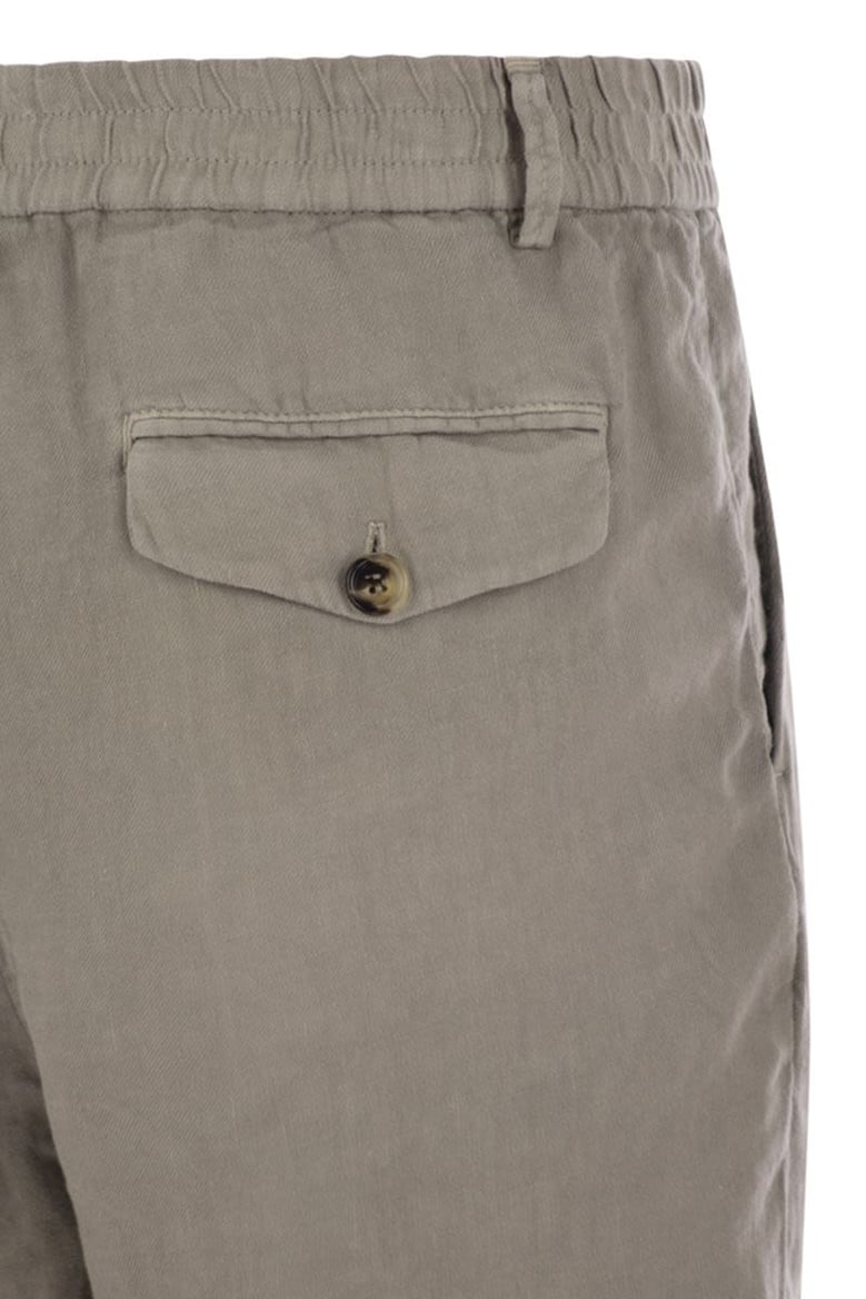bermuda shorts in light délavé linen canvas by Selfnex
