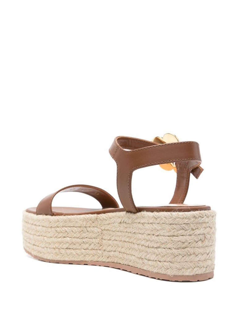 luxurious leather sandals crafted by Selfnex